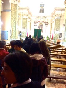 Vacri 2015, uscita dalla Chiesa senza voltarsi.