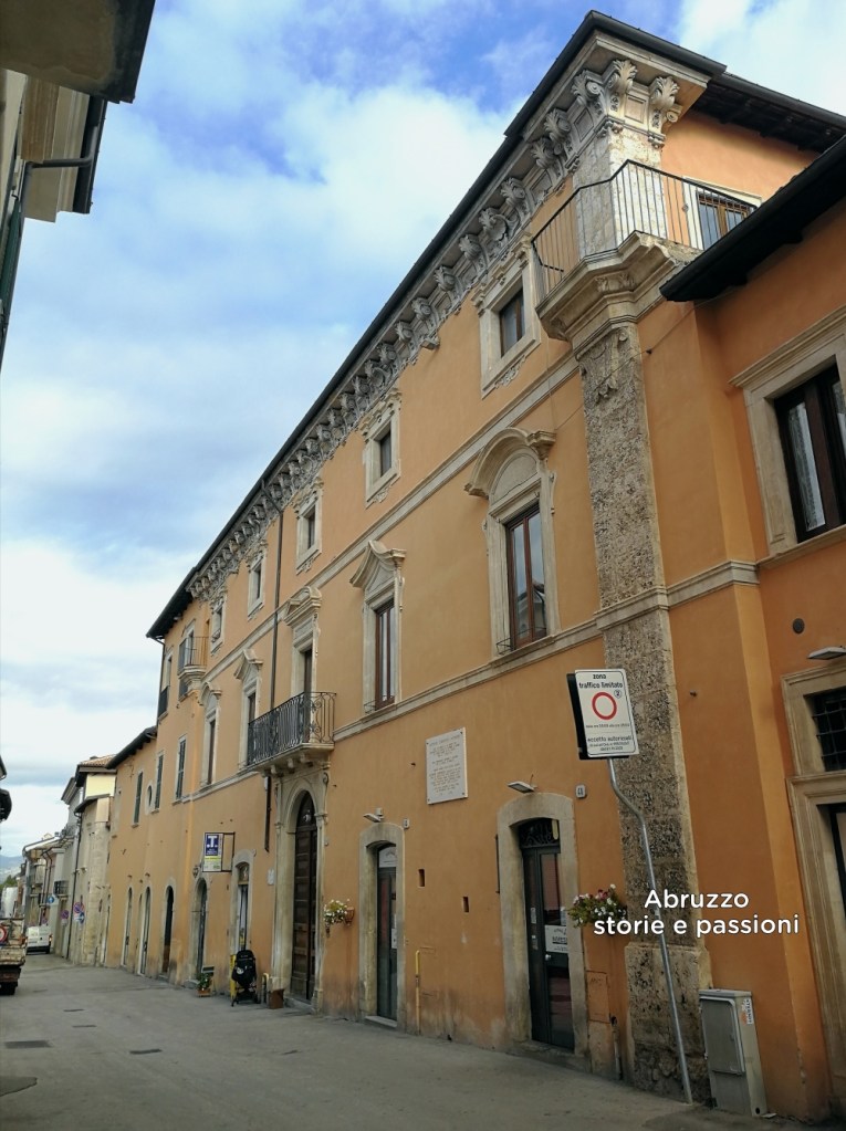 Watermark_1668894396314